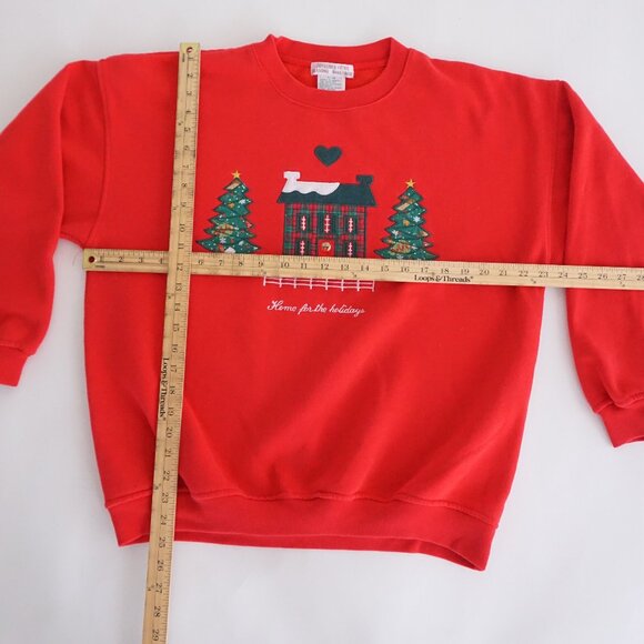 VTG Joyeuses Fêtes Red Ugly Christmas Sweatshirt Trees Cabin Holiday M - Picture 3 of 10